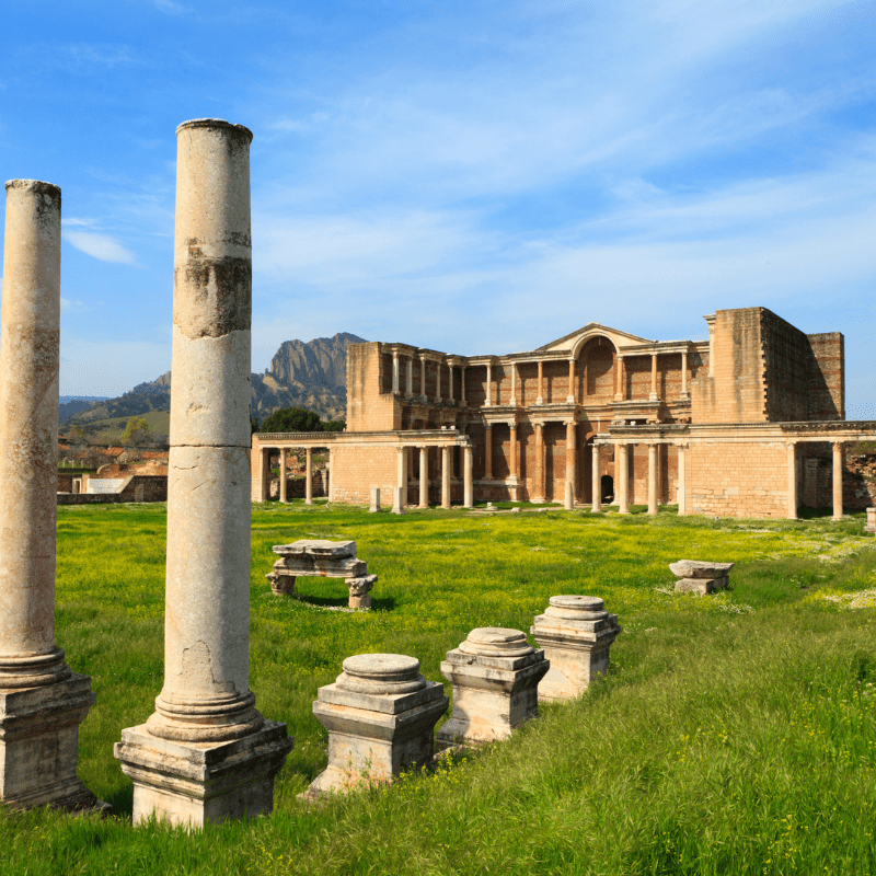 Ruinas da Igreja de Sardes
