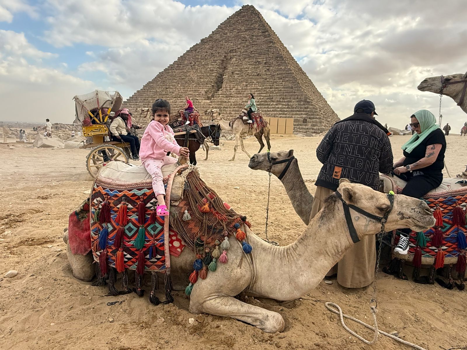 imagem caravana DUBAI, ABU DHABI, EGITO, JORDÂNIA E ISRAEL